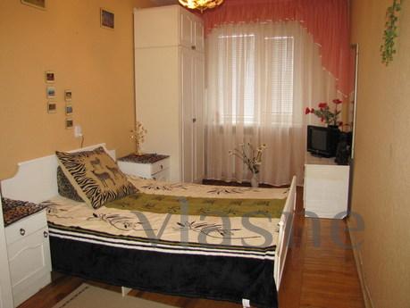 1BR apartement for rent. Own
 Shevchenko district, str.Vandy