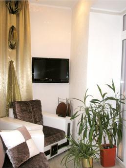 VIP apartment in the seaside city Ilyich, Chernomorsk (Illichivsk) - apartment by the day