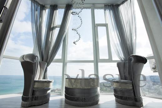 Apartments for rent on the Black Sea coast, the view of the 