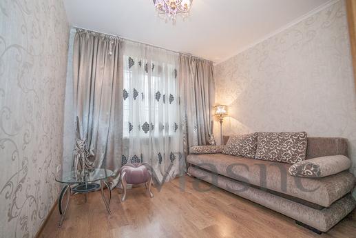 VIP apartment for rent, Chernomorsk (Illichivsk) - apartment by the day