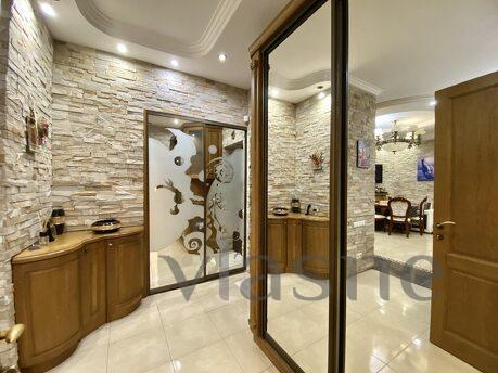 2 BR apartment for rent, WI-FI, Odessa - apartment by the day