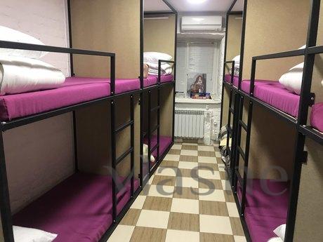 Hostel in the center of Kiev (new), Kyiv - apartment by the day