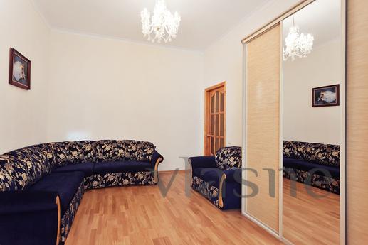 Rent an apartment in the center, Kyiv - apartment by the day