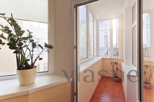 Rent an apartment in the center, Kyiv - apartment by the day