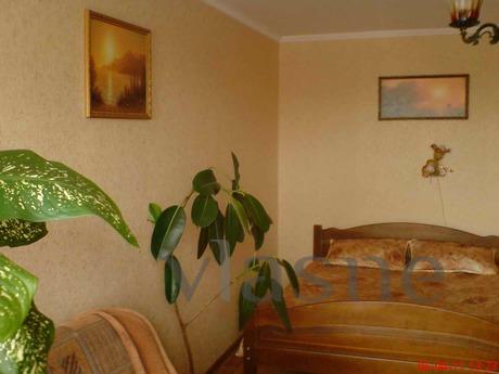 Apartment in Sevastopol, 150 meters Sea, Sevastopol - apartment by the day