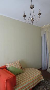 2 room apartment near a subway, Kyiv - apartment by the day