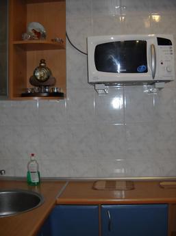 1-room. apartment in Kharkov, Kharkiv - apartment by the day