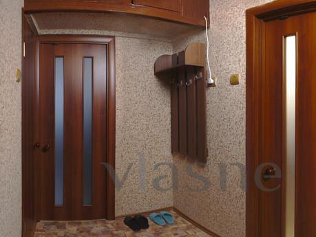 Apartment for rent on the street Toulous, Kyiv - apartment by the day