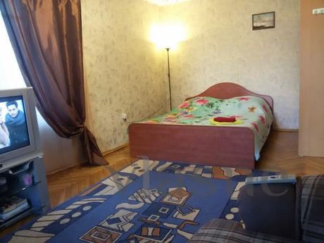 Cosy apartment in central Moscow, three minutes from the Met