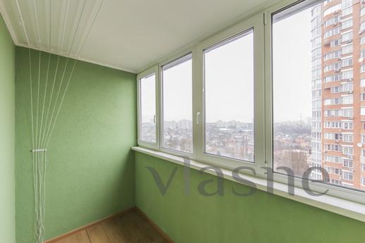 3-bedroom apartment near the metro stati, Kyiv - apartment by the day