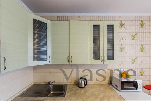 1-room apartment near the high-speed tra, Kyiv - apartment by the day