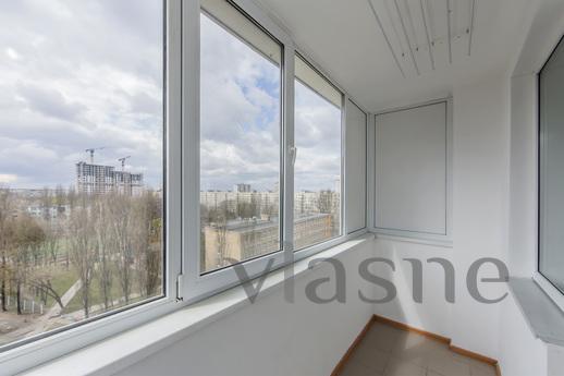 1-room apartment near the high-speed tra, Kyiv - apartment by the day