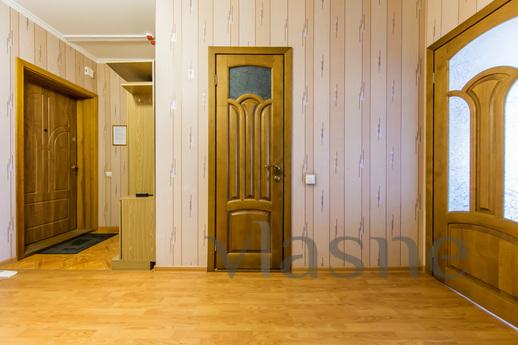 1-room apartment near the high-speed tra, Kyiv - apartment by the day