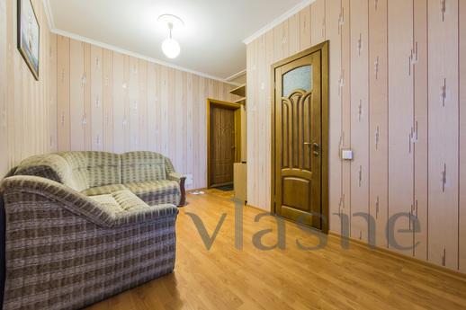 1-room apartment near the high-speed tra, Kyiv - apartment by the day