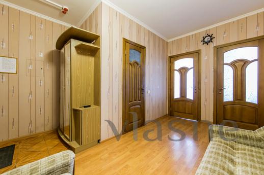 1-room apartment near the high-speed tra, Kyiv - apartment by the day