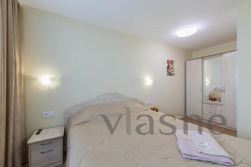 Vidova one-room apartment on Okruzhny, Kyiv - apartment by the day