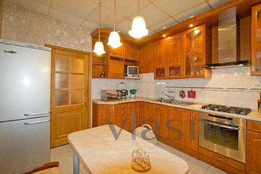 Two-bedroom apartment in the center, Saint Petersburg - apartment by the day