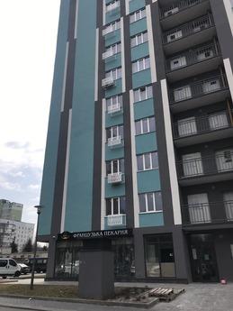 Zhuravli Newbuilding Metro Heroes of Lab, Kharkiv - apartment by the day