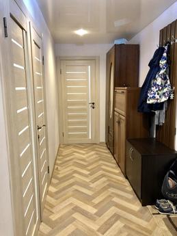 Rent a cozy 2 bedroom apartment, Chernomorsk (Illichivsk) - apartment by the day