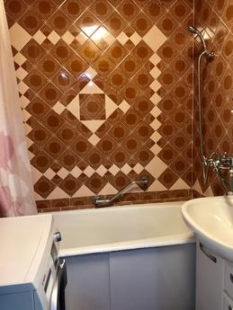 Rent a cozy 2 bedroom apartment, Chernomorsk (Illichivsk) - apartment by the day