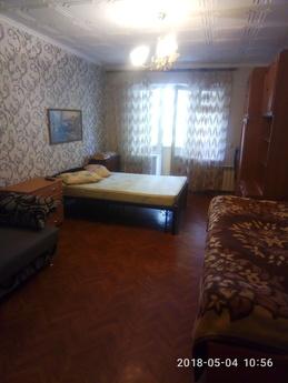 Large spacious apartment near the sea, Odessa - apartment by the day