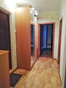 2 Room Apartment from the Host, Yuzhny - apartment by the day