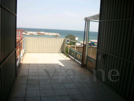 Rent daily Kuren (house). Chernomorsk, Chernomorsk (Illichivsk) - apartment by the day