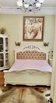 Apartments in the historic city center, Odessa - apartment by the day