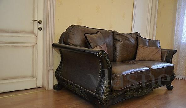 Apartments in the historic city center, Odessa - apartment by the day