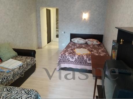 1 room apartment by the day POBEDA 96, Samara - apartment by the day