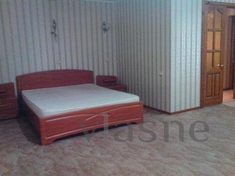 Modern, spacious studio apartment with a good repair in the 