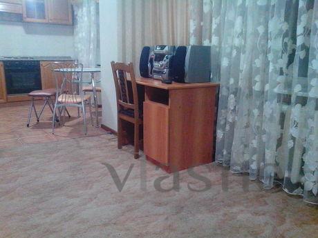 1 bedroom studio in the center, Samara - apartment by the day