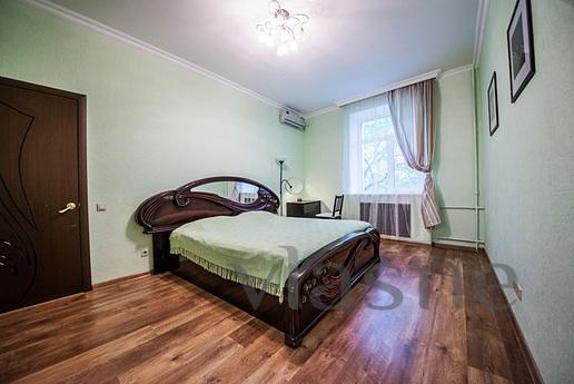 Luxurious 2 bedrooms. Apartment in the C, Krasnodar - apartment by the day