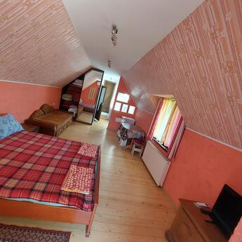 I rent 2 rooms in the town of Beregovo, Transcarpathian regi