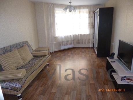 Nice apartment in the Sverdlovsk district of convenient tran