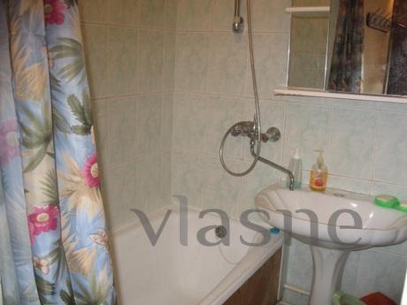 one bedroom apartment on the Kalinin, Yaroslavl - apartment by the day