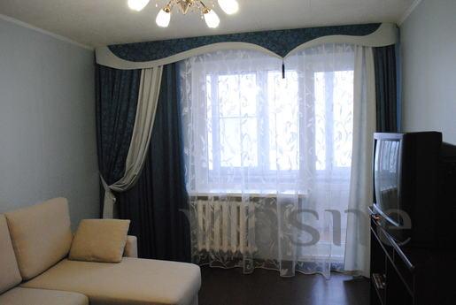 1k.k luxury class Governors 20, Cherepovets - apartment by the day