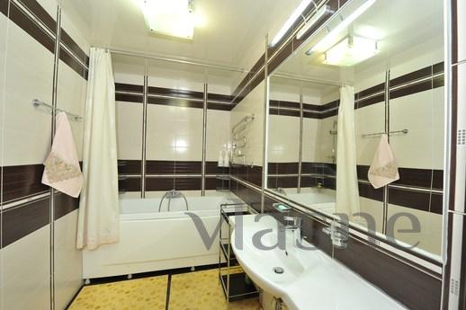 VIP-apartment (110sq.m.), Volgograd - apartment by the day