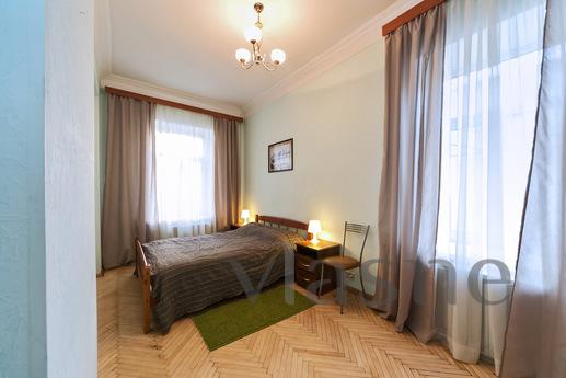 Novy Arbat 2-bedroom apartment, Moscow - apartment by the day