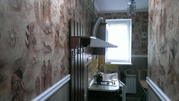 Rent a room with a kitchen in privat gos, Yevpatoriya - apartment by the day