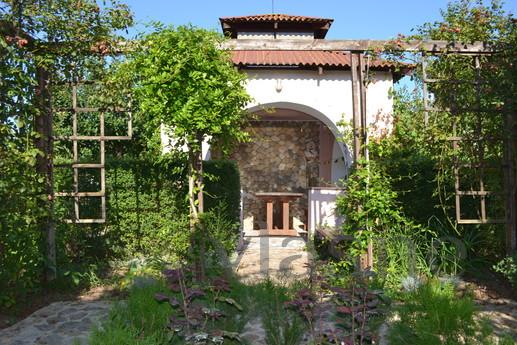 House on the seaside, Yevpatoriya - apartment by the day