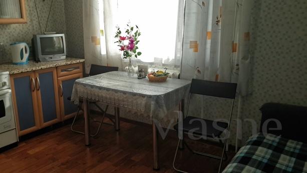 Уютная чистая не прокуренная квартира, Новосибирск - квартира посуточно