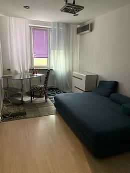 A stylish, spacious 3-room apartment for daily rent, with tw