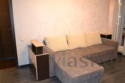 1BR with French windows at the park, Saratov - apartment by the day