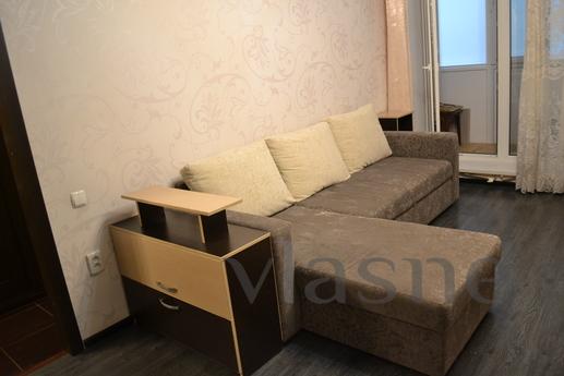1BR with French windows at the park, Saratov - apartment by the day