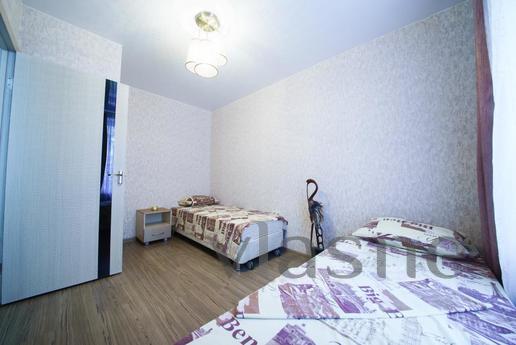 One bedroom apartment on Zarubina, Saratov - apartment by the day