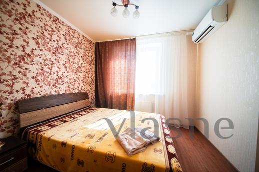 2-bedroom apartment in Vesenny Passage., Saratov - apartment by the day