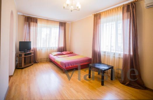 200 m from the Covered Market and the circus in front of the