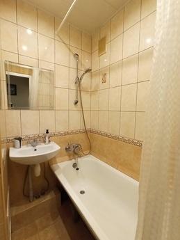 1 room South railway, concert hall Oasis, Kyiv - apartment by the day