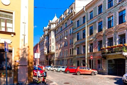 Апартаменты пешком до Эрмитажа, Санкт-Петербург - квартира посуточно